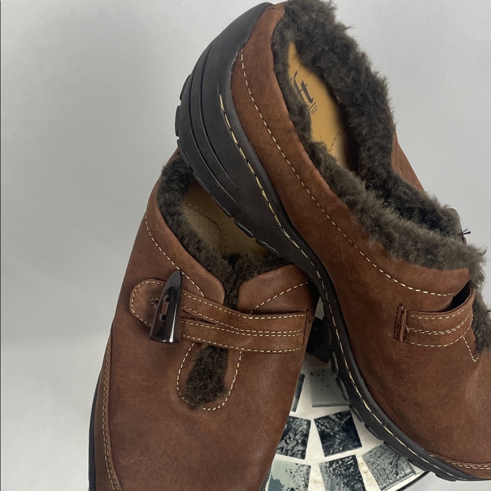 Sofft Brown Fleece-Lined Loafers size 7 warm and comfortable - Picture 3 of 5